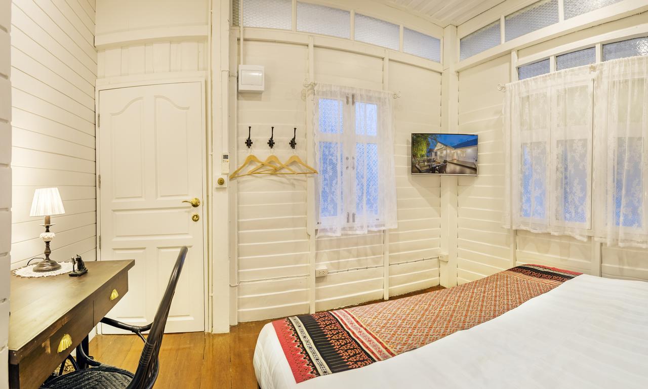 Double Room with Shared Bathroom